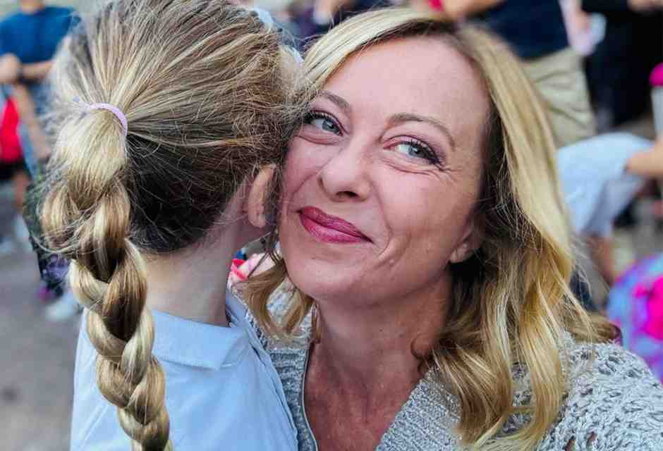 Giorgia Meloni e gli altri, quando la sindrome del complotto porta alla paranoia