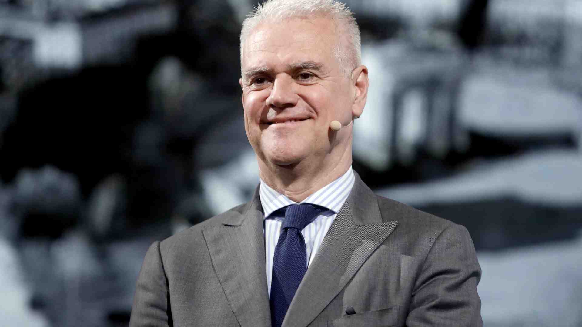 “Ripensare al tetto ai manager pubblici”. Parla il ministro Zangrillo