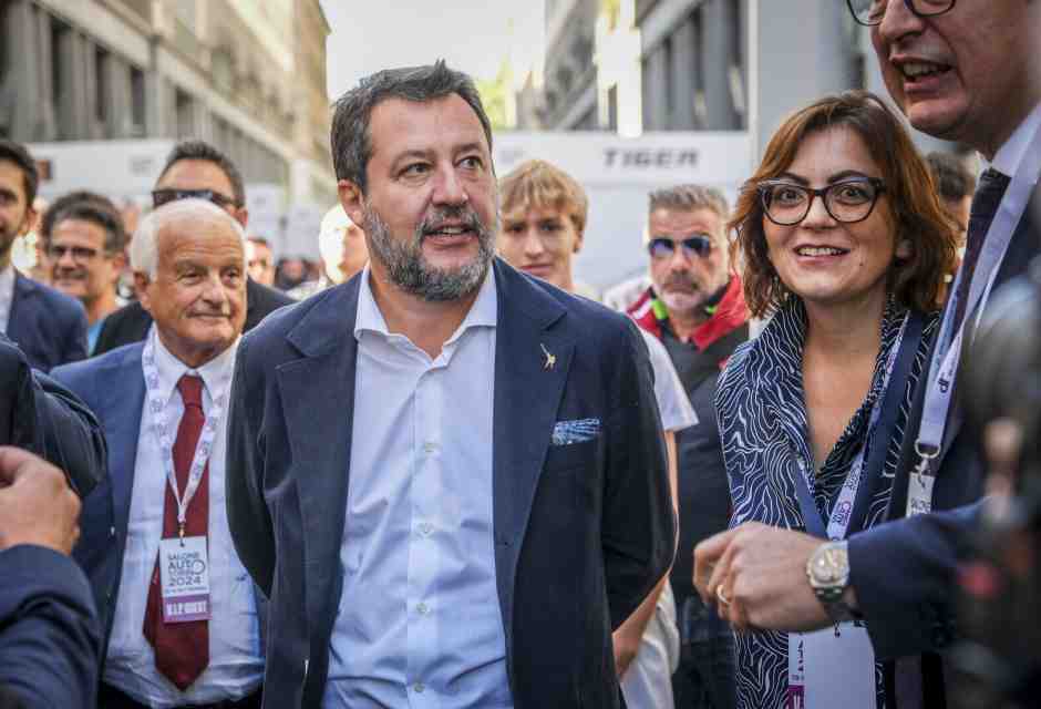 Processo Open Arms, il pm chiede sei anni per Matteo Salvini. Meloni: "Incredibile. Totale solidarietà"