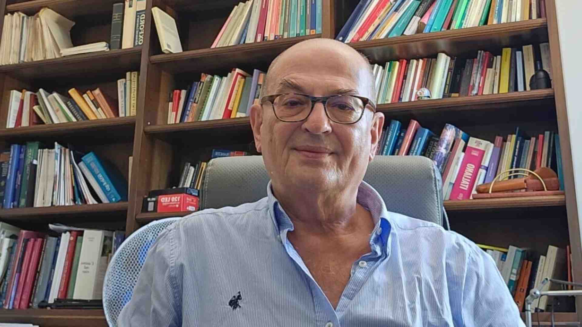 Pierluigi Brustenghi: “La scrittura a mano e i congiuntivi sono le medicine per la mente”