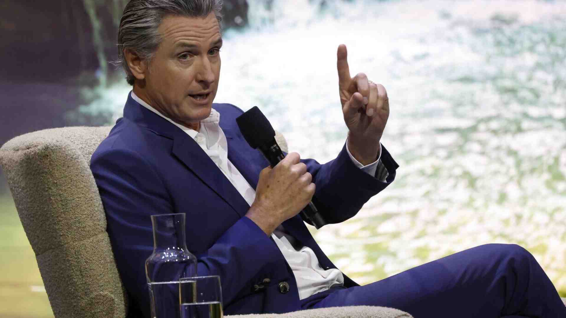 La California è spaventata dall'IA e la vieta nel cinema (e per le elezioni)