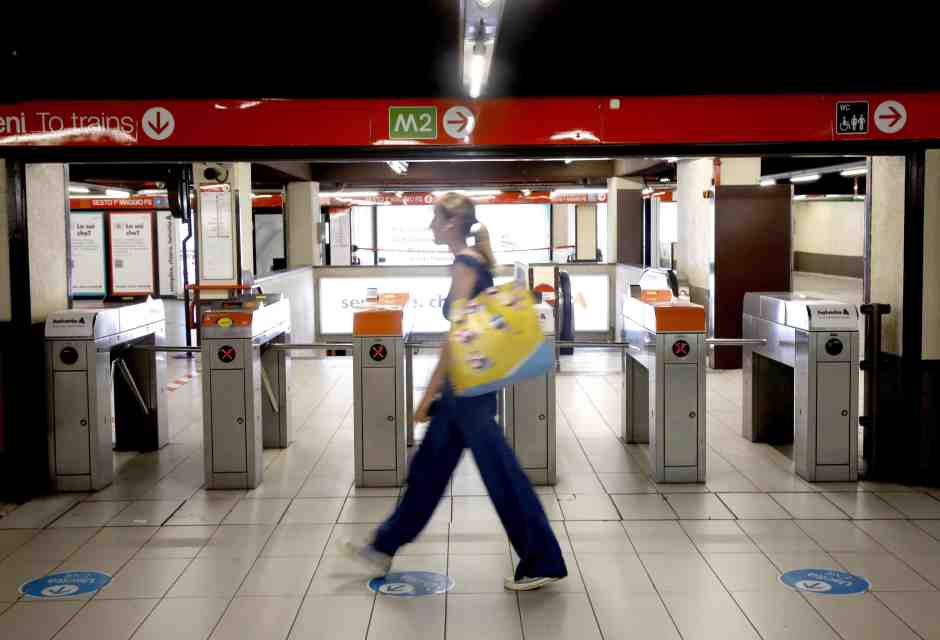 C’è una bomba nel metrò di Milano: i conti che Atm dovrà pagare