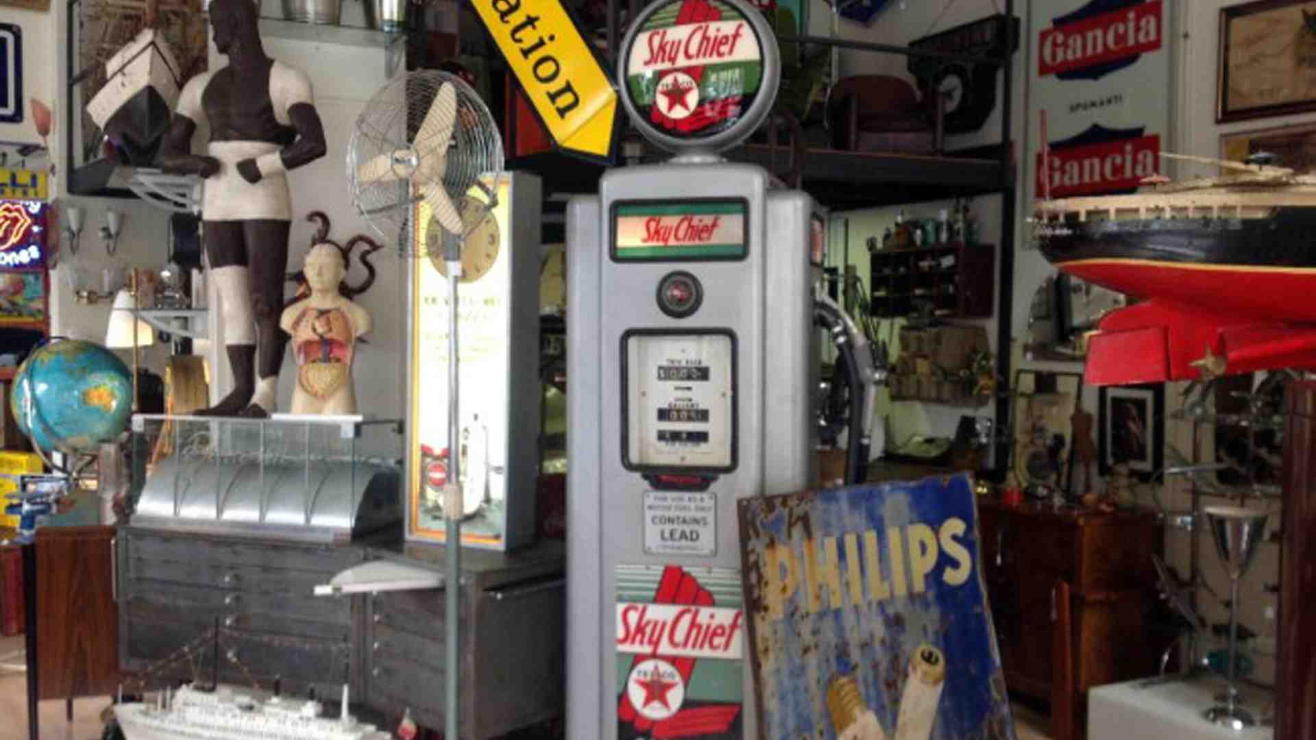 Voler abdicare da se stessi, senza riuscirci