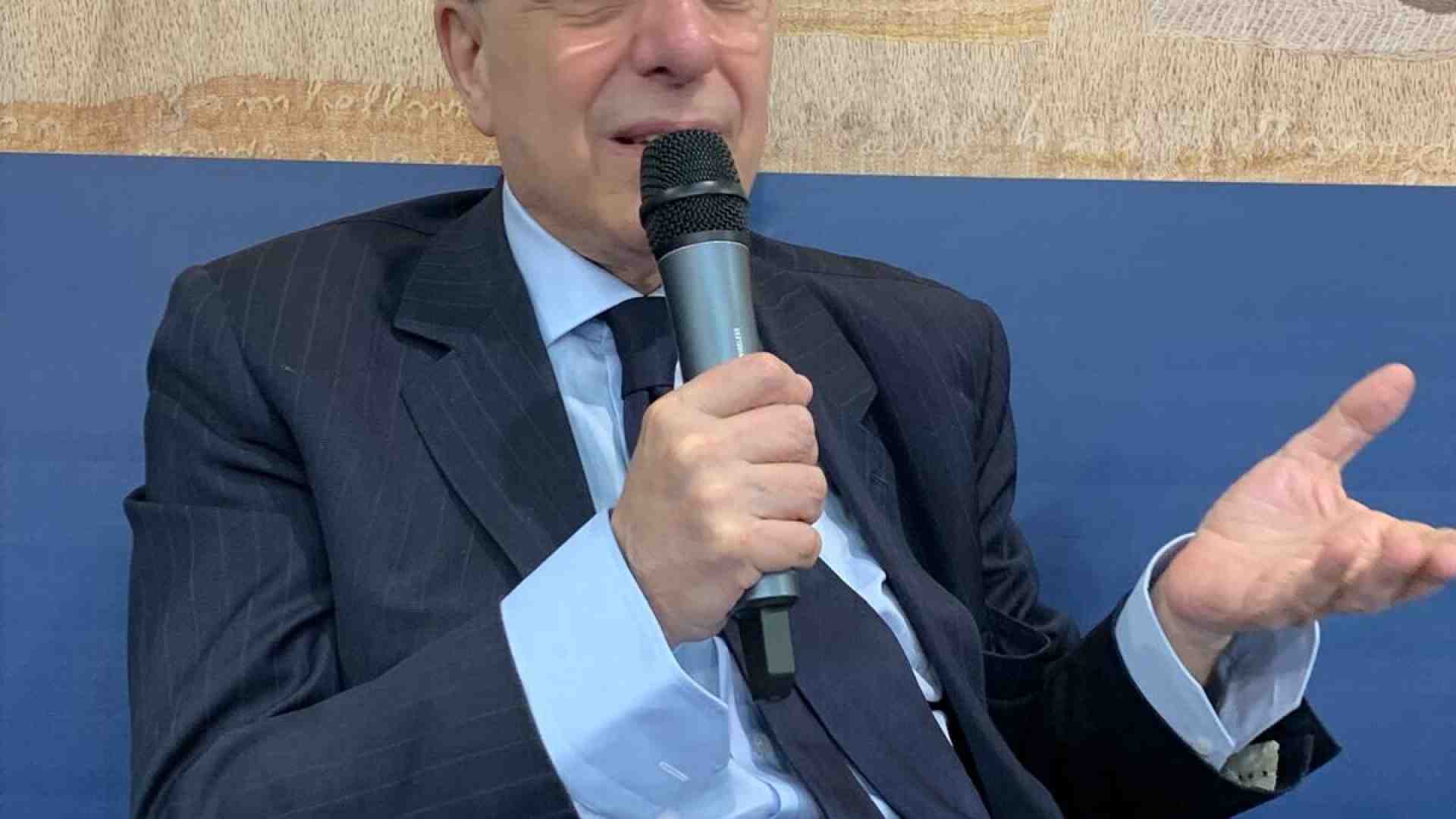 “La crisi dell’istruzione riduce la qualità della democrazia”. Parla Mario Caligiuri