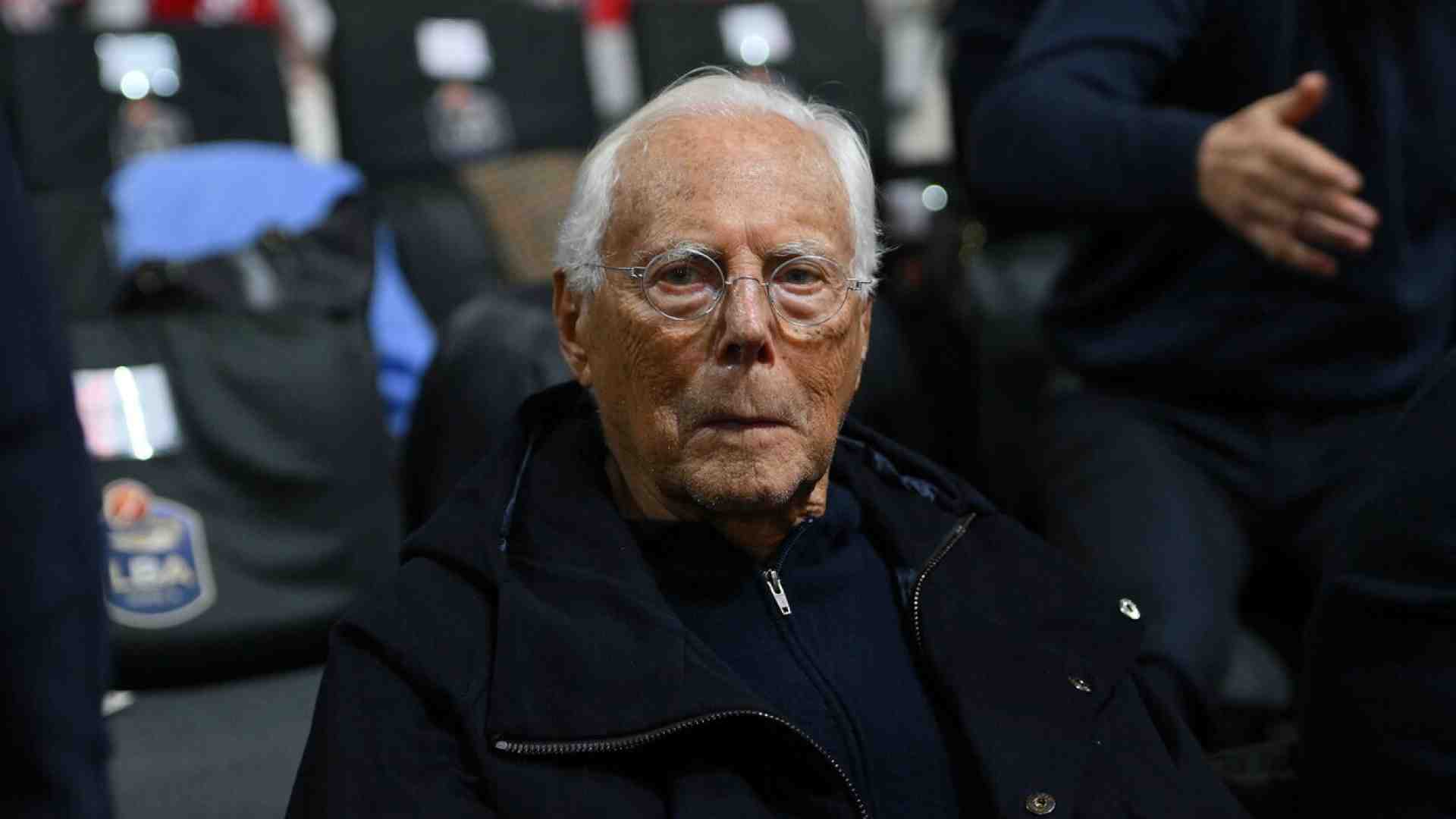 C’è re Armani sulla 90/91 e la circle line diventa verde. Un bel regalo