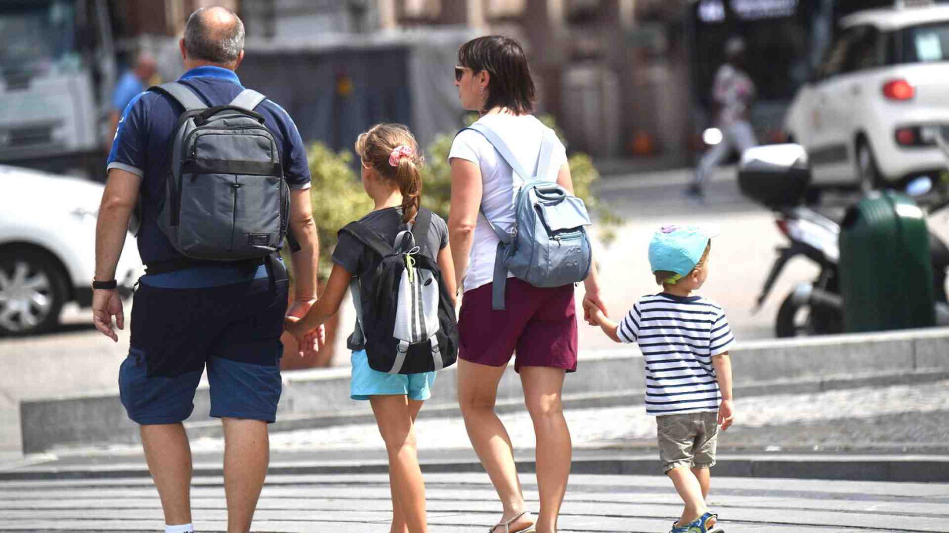 La genitorialità è in crisi e per invertire la rotta c’è solo una strada