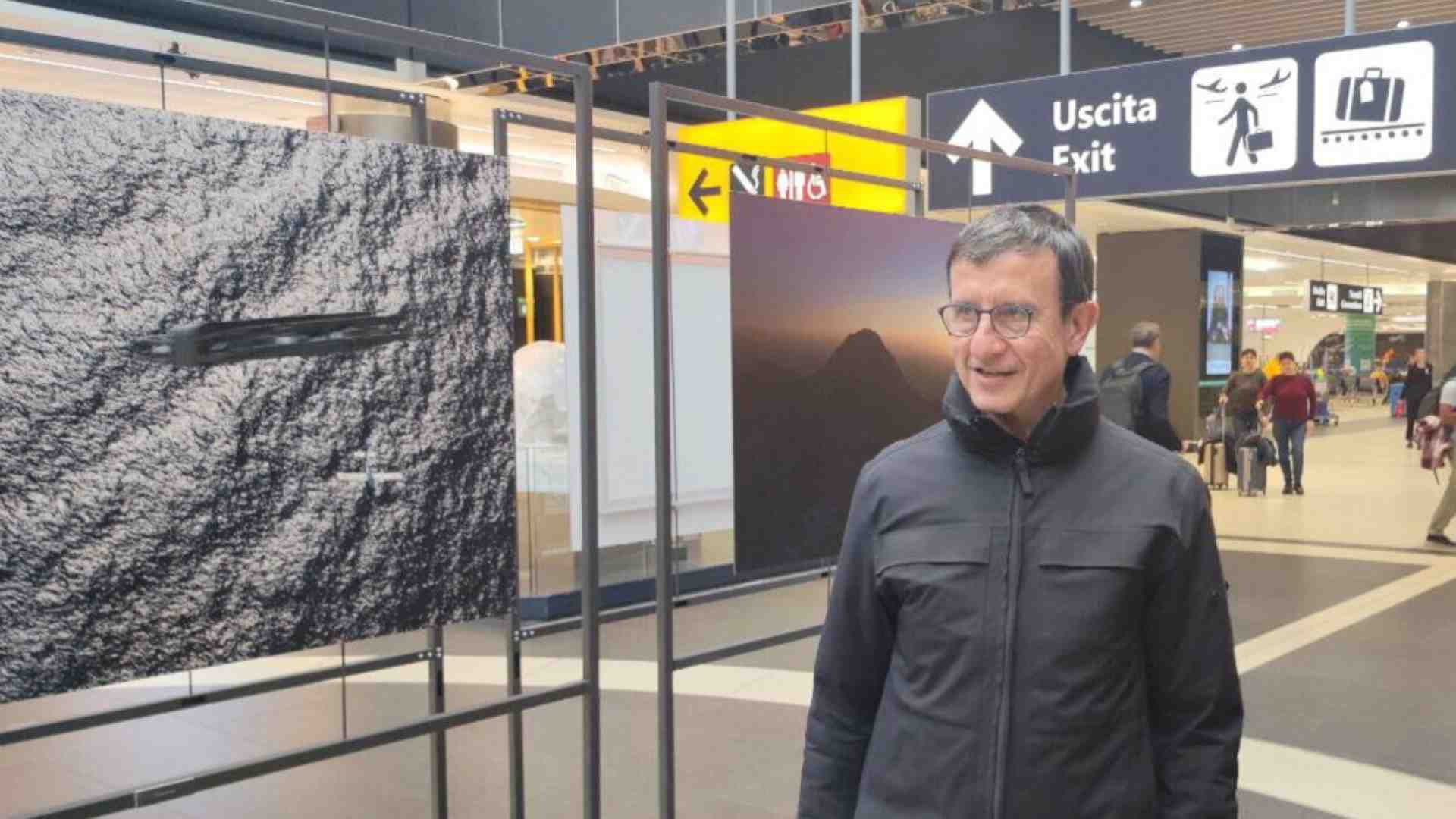 L'Italia a testa in giù: una mostra di Massimo Sestini a Brescia