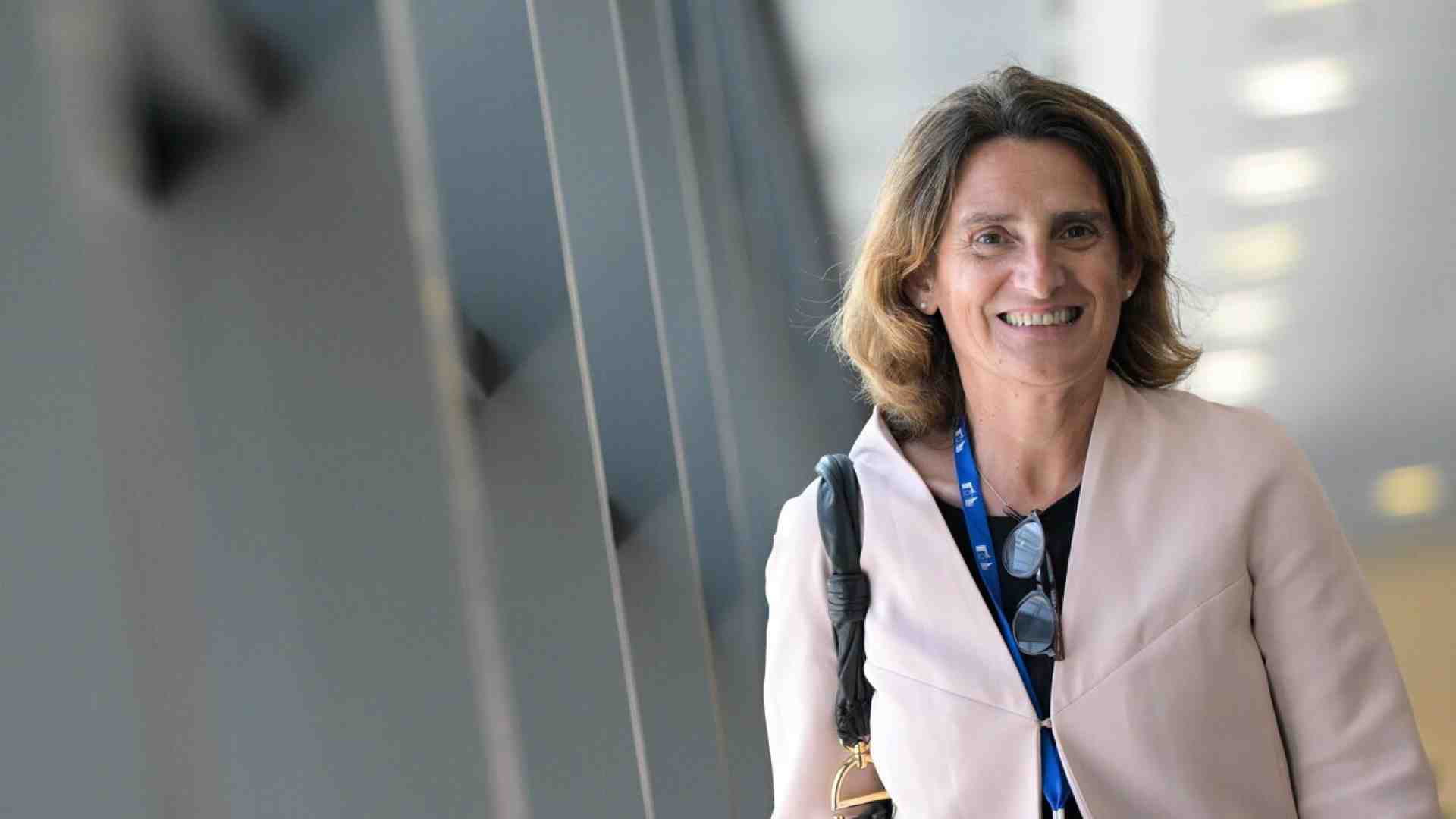 Sul doppio binario con Teresa Ribera