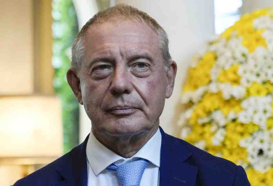 Urso vuole rinviare la scadenza del 2035 per il motore termico. La Germania no, ma lo sfrutta