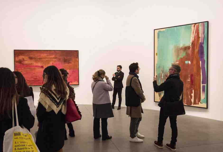 Helen Frankenthaler, signora dell’astrazione e del “soak-stain”, a Palazzo Strozzi