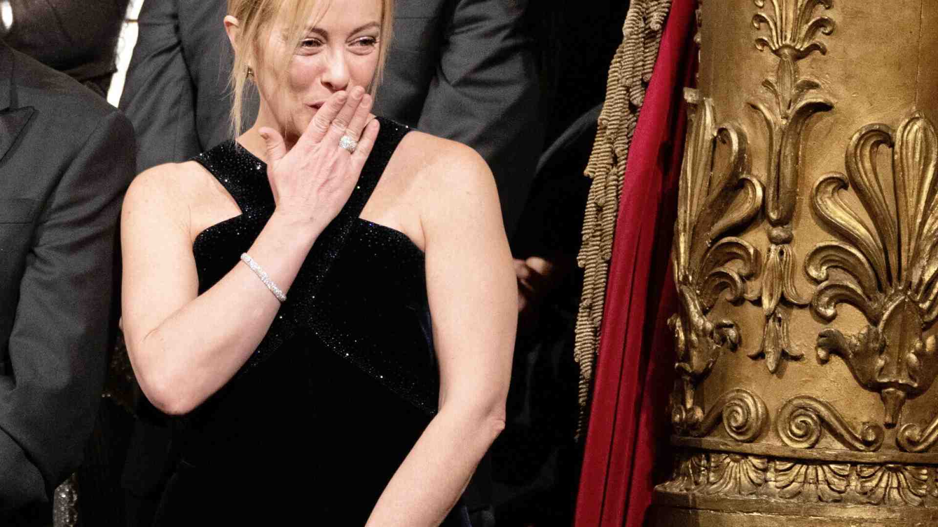 Lo Strehler di Meloni è Antonio Calbi. La destra pronta a prendersi il Piccolo di Milano per il suo picaro