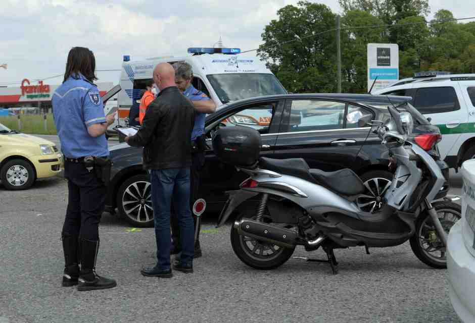 Gli incidenti stradali non si fermano, l'obiettivo europeo di zero morti nel 2050 è lontano