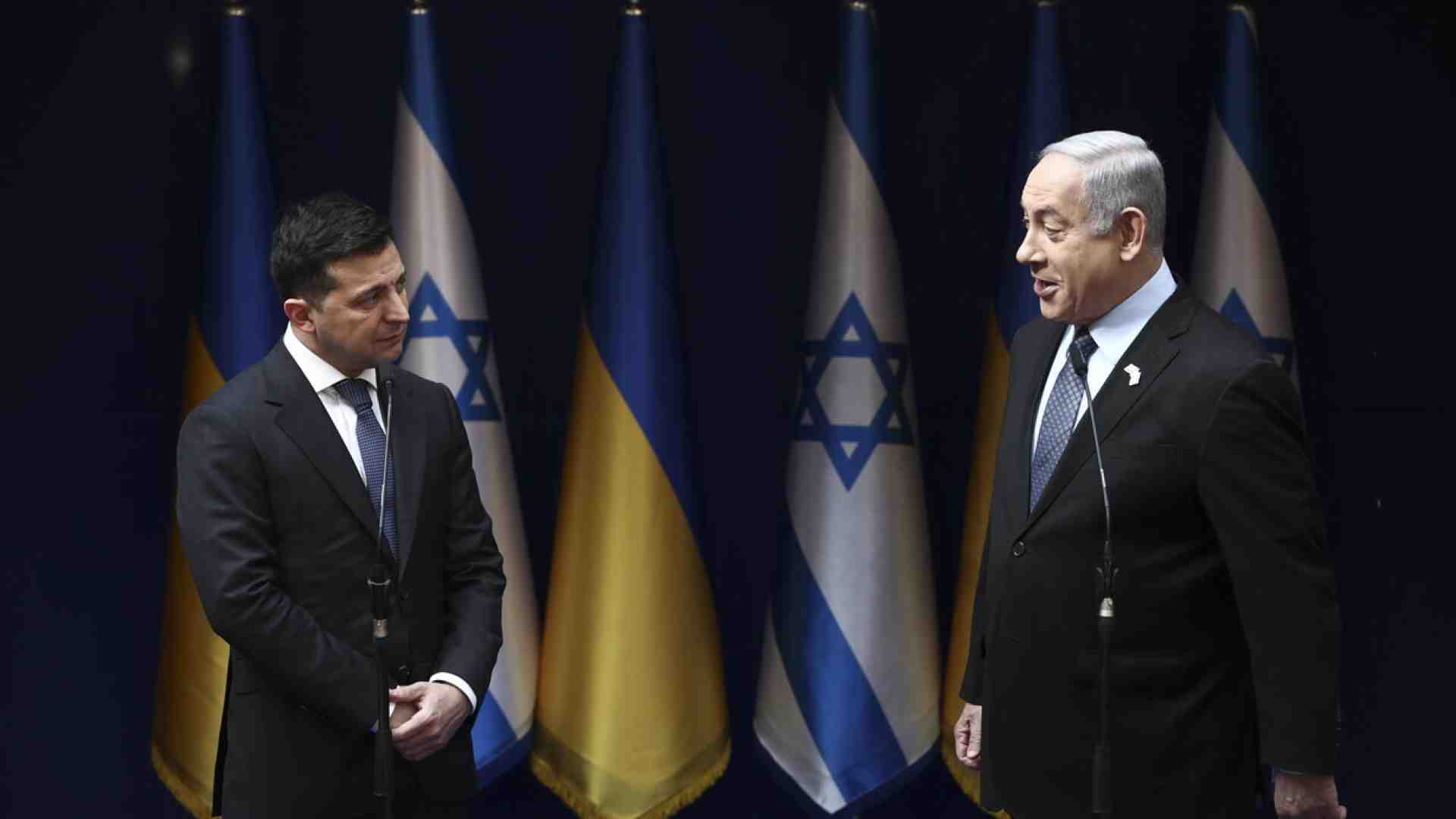 Il rispetto che si deve a Bibi e Zelensky, capi di paesi e popoli in guerra di autodifesa