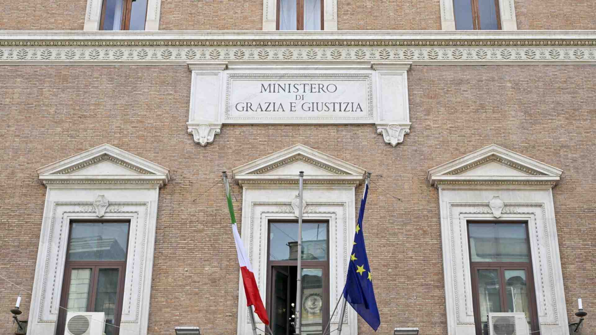 Il ministero della Giustizia si ritrova meno digitale: il dg De Lisi si dimette