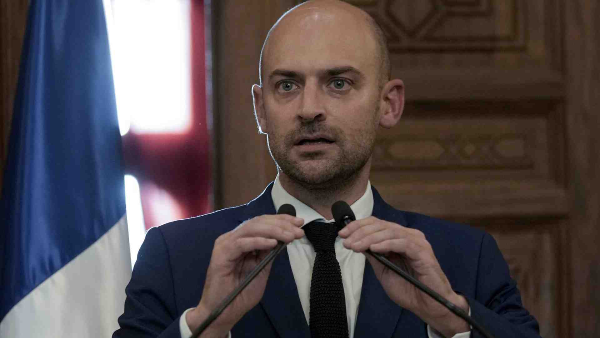 L’inconsistente visita di Barrot in Libano: lì Parigi non ha più alcun peso