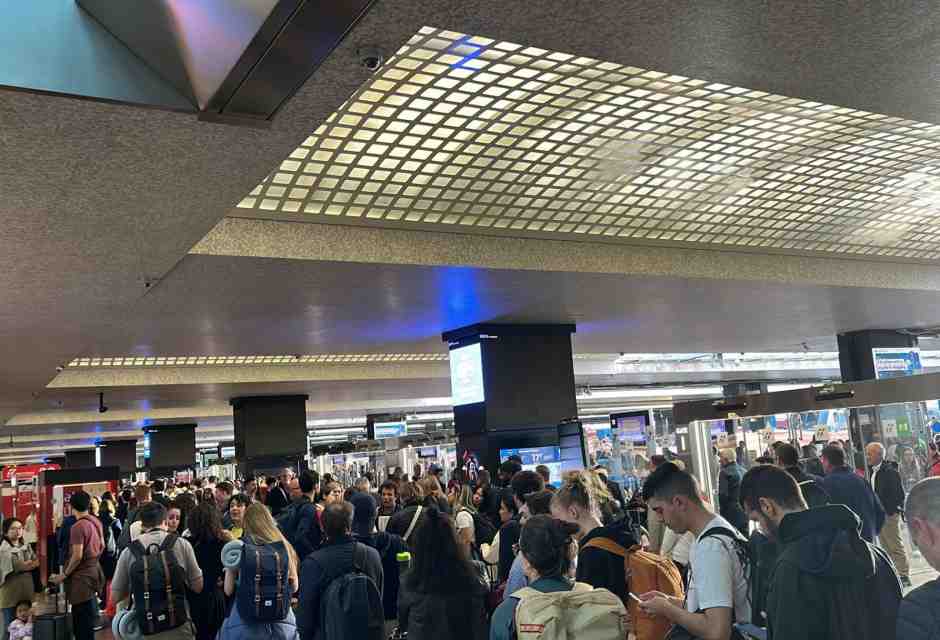 Quando c'era Salvini. Cento treni cancellati e ritardi di quattro ore