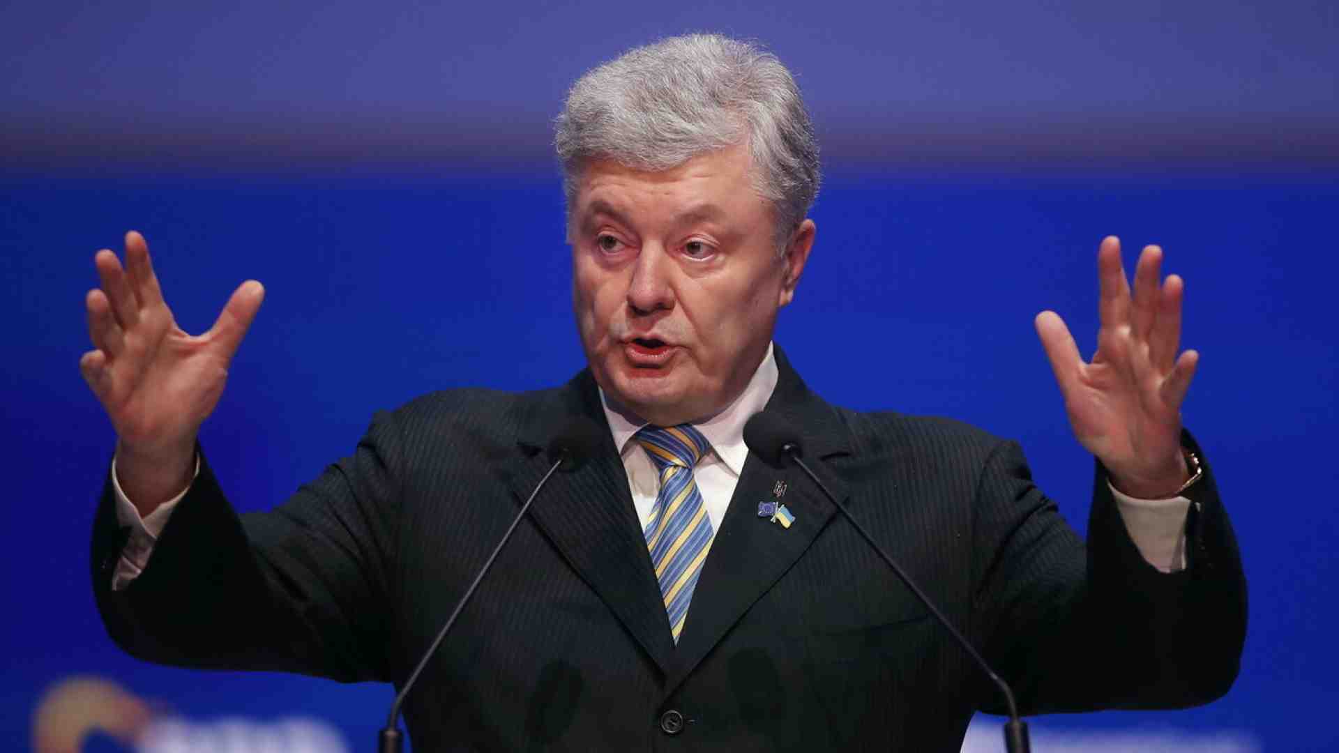 L'ex presidente Poroshenko candidato? "Sì, voglio essere il primo eurodeputato ucraino"