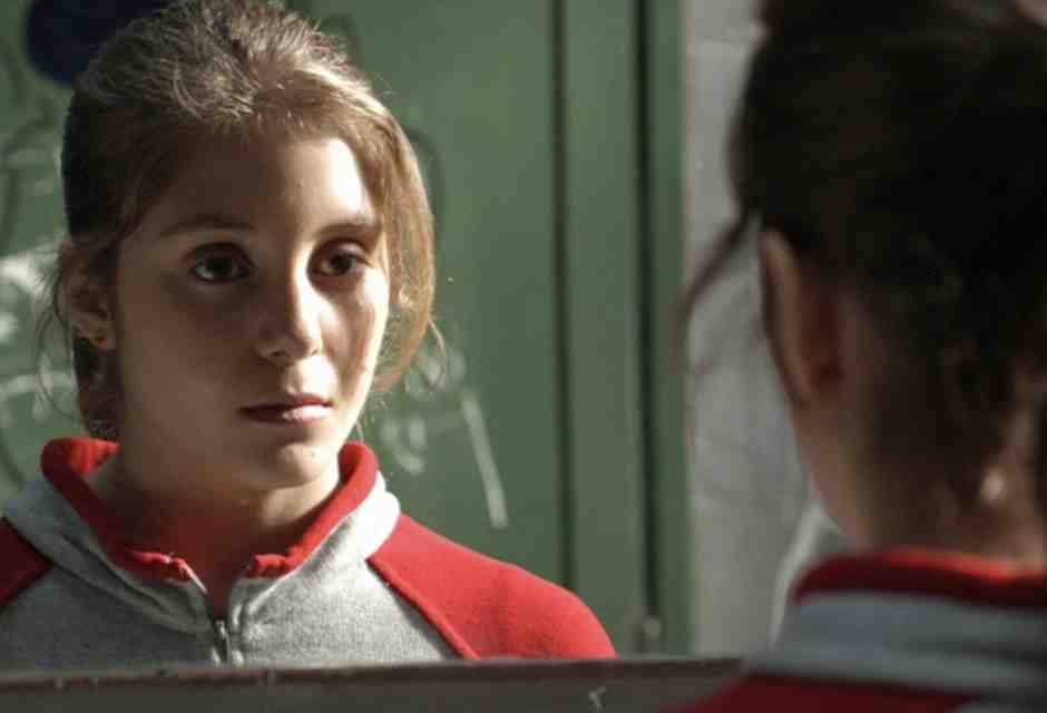 Quanto racconta della destra di oggi il Manlio Germano di "Caterina va in città"