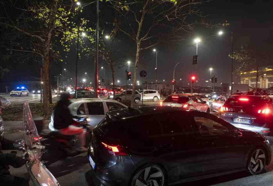 Dai ticket d’ingresso agli hub della logistica, due modelli opposti per la mobilità a Milano e in Lombardia