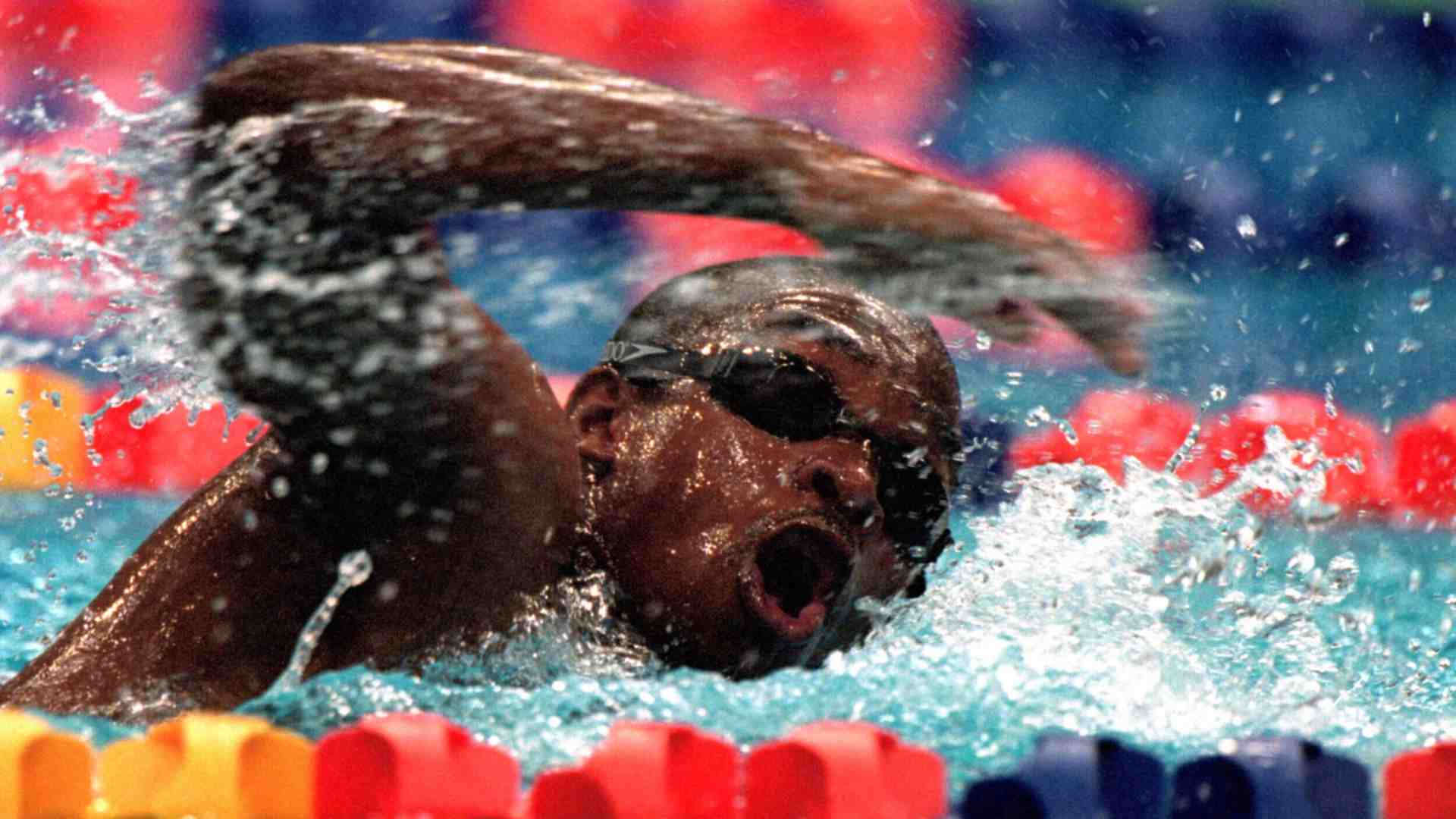 Moussambani in fuga dal coccodrillo