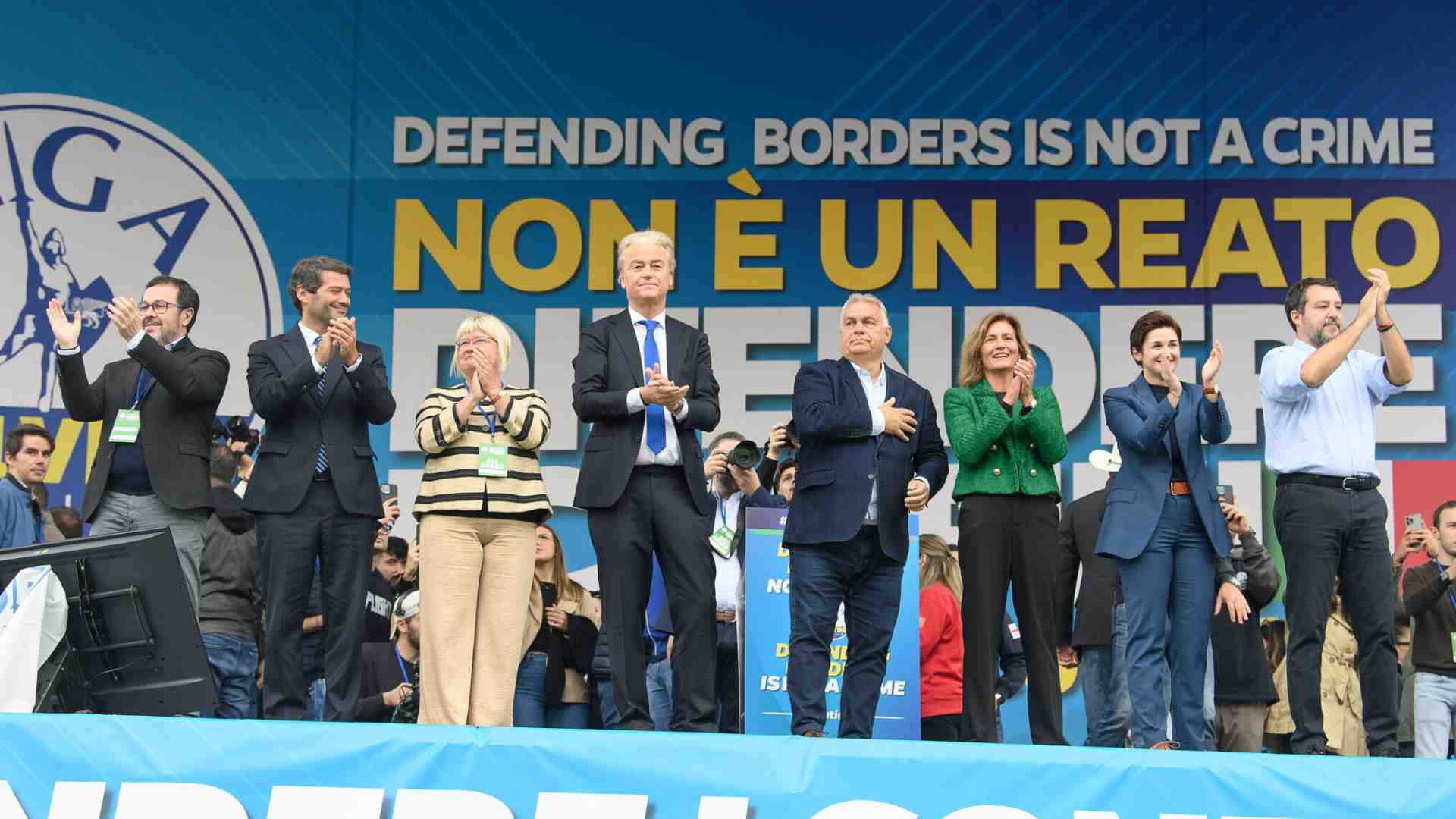 Salvini a Pontida. Va, pensiero con Orbán e Vannacci. Nasce la Lega Evola, la destra esoterica