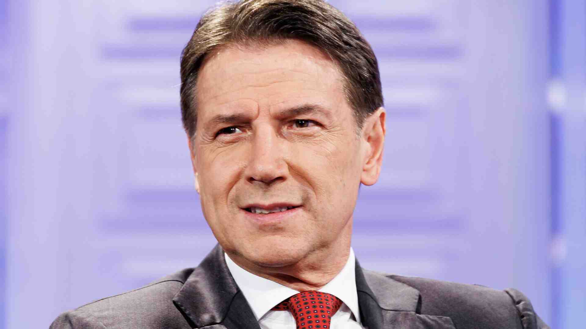 Conte: "Il vero democratico sono io, non prendo ordini da Trump. M5s e Avs valgono quanto il Pd"