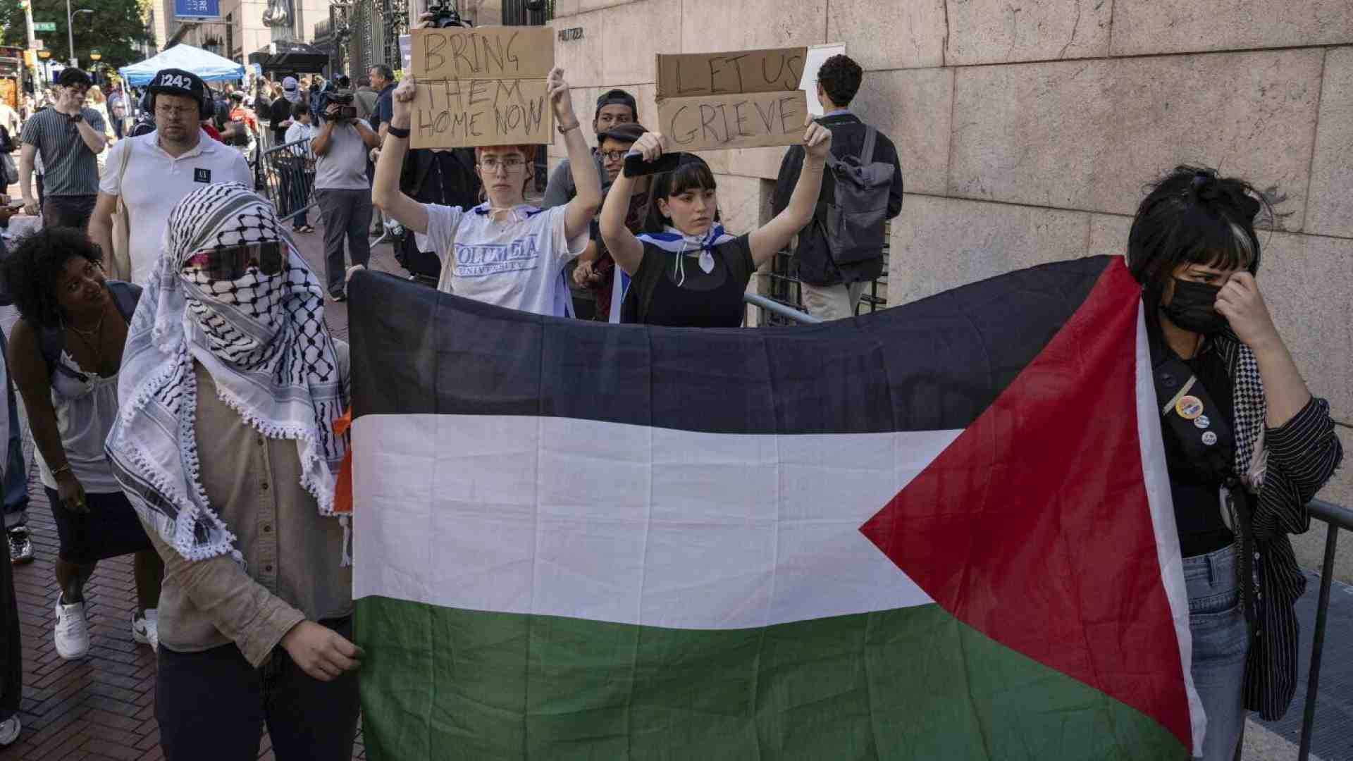 Alla Columbia University c'è chi tifa per Hamas: “Il 7 ottobre è stato strategico e anti imperialista"