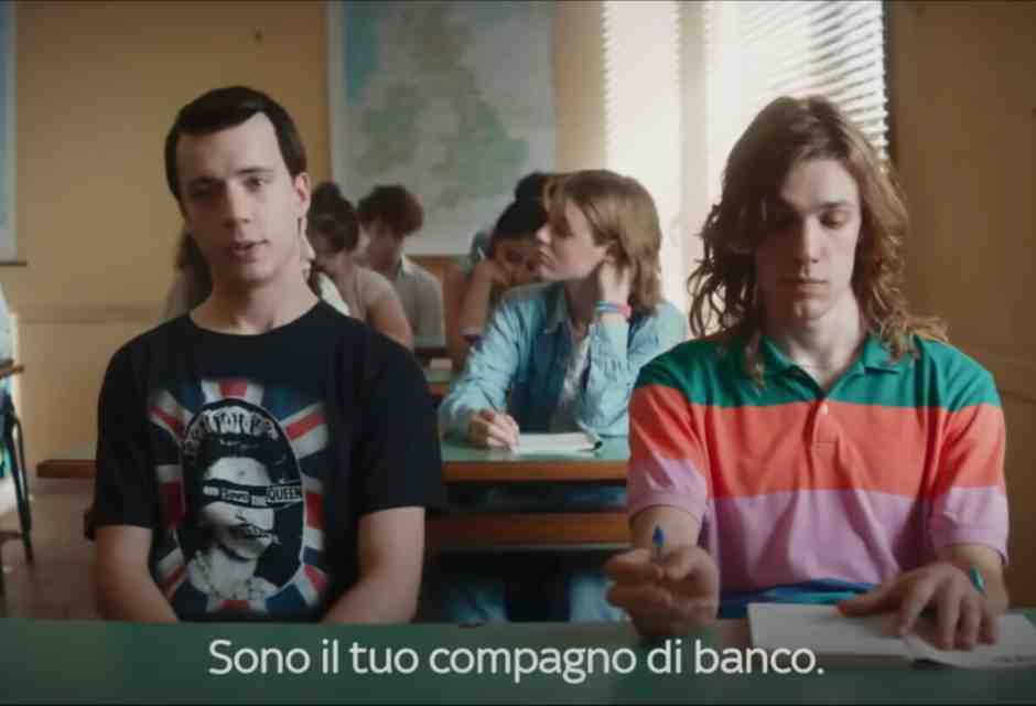 Hanno ucciso l’Uomo Ragno, la serie nostalgica sugli 883