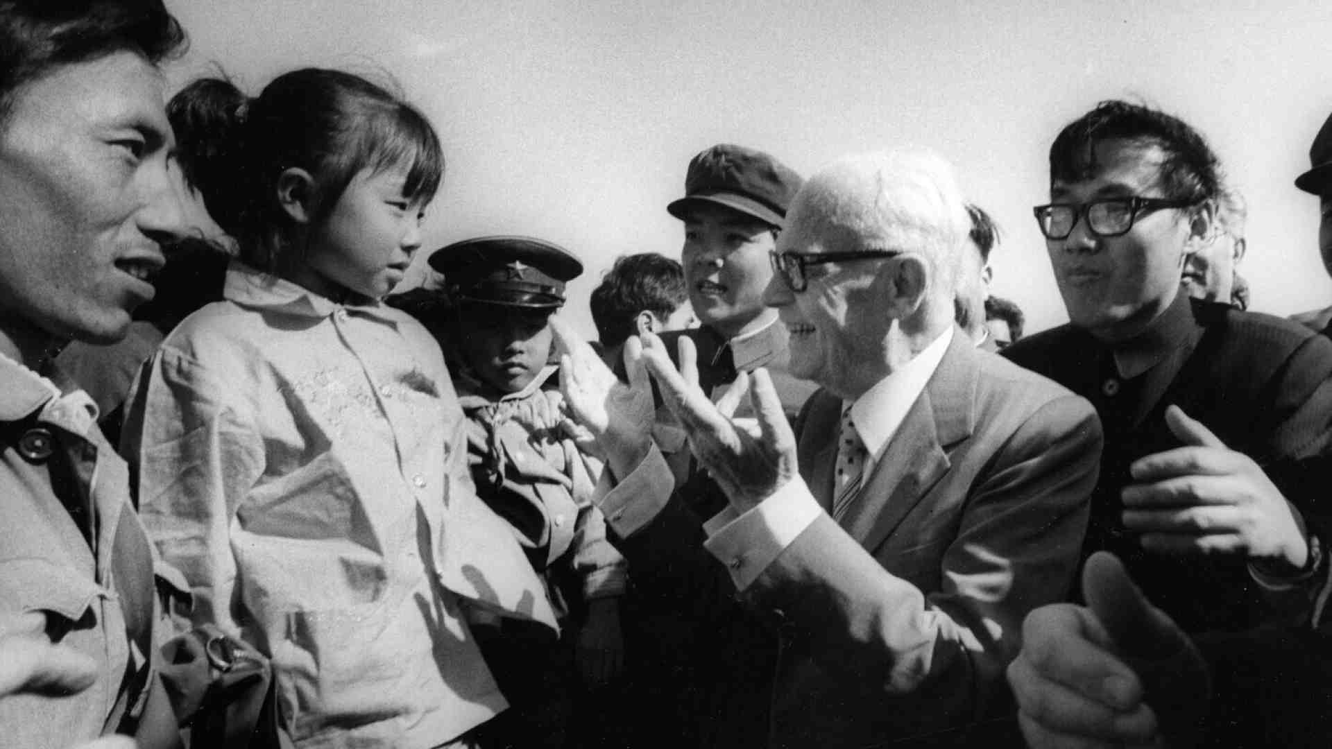 Con Pertini a Pechino, fra folle festanti e agguati per sabotarlo. Un aneddoto (finora) riservato