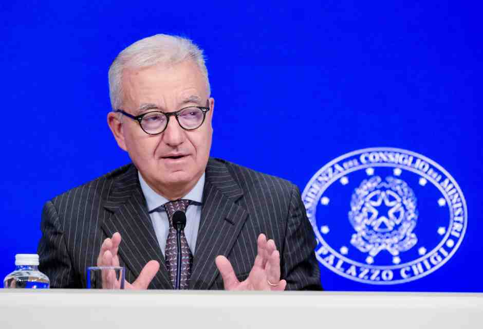 Mantovano: “L’Italia con Kyiv a prescindere da chi ci sarà in America. Pm contro il governo? Una constatazione”