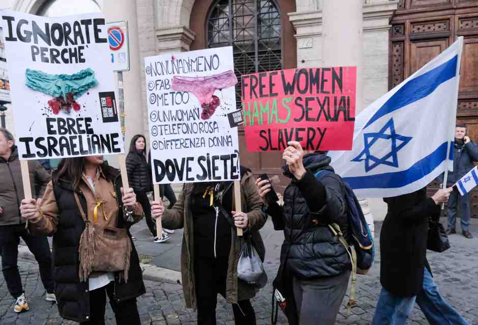 Il femminismo è morto il 7 ottobre