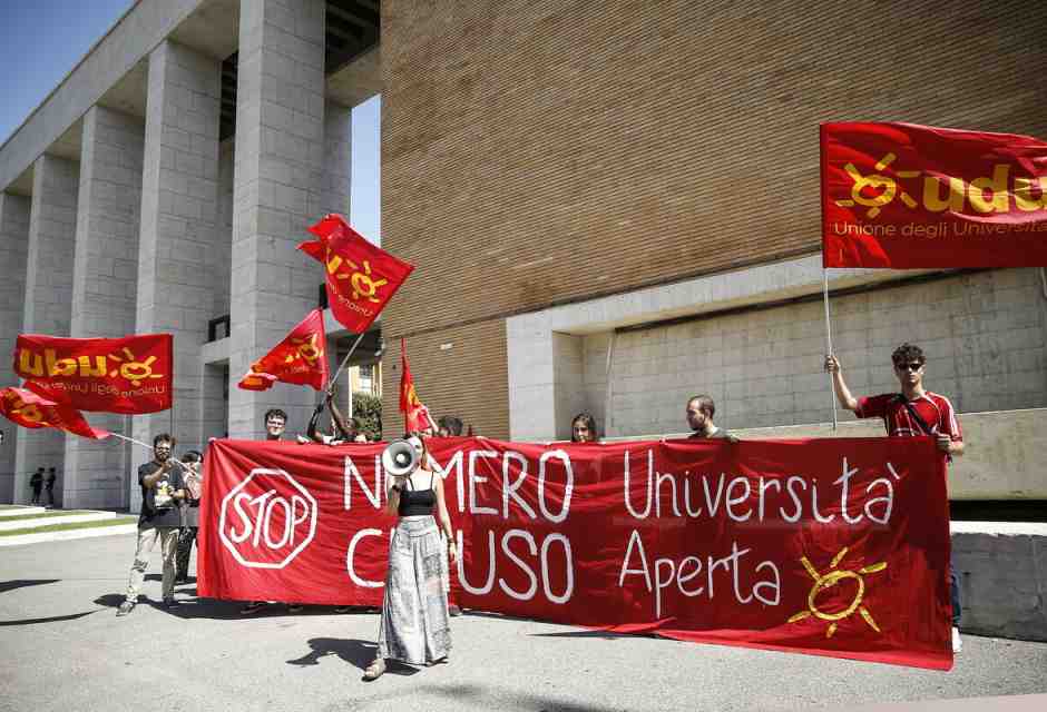 Non solo Medicina: estendiamo il numero chiuso dilazionato a tutte le facoltà