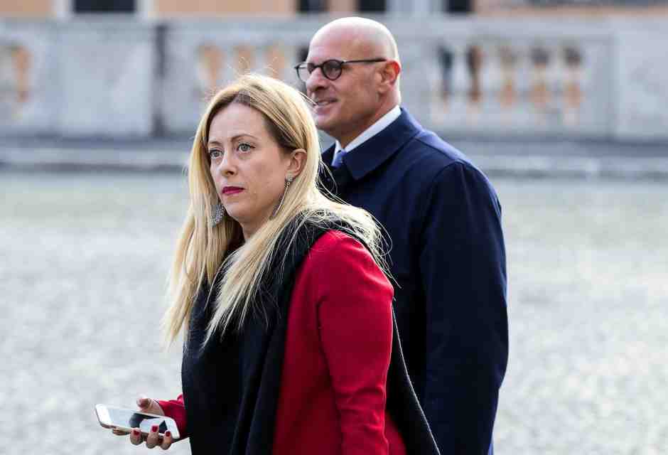 Rampelli e la pace con le sorelle Meloni: così il vecchio zio di FdI non borbotta più
