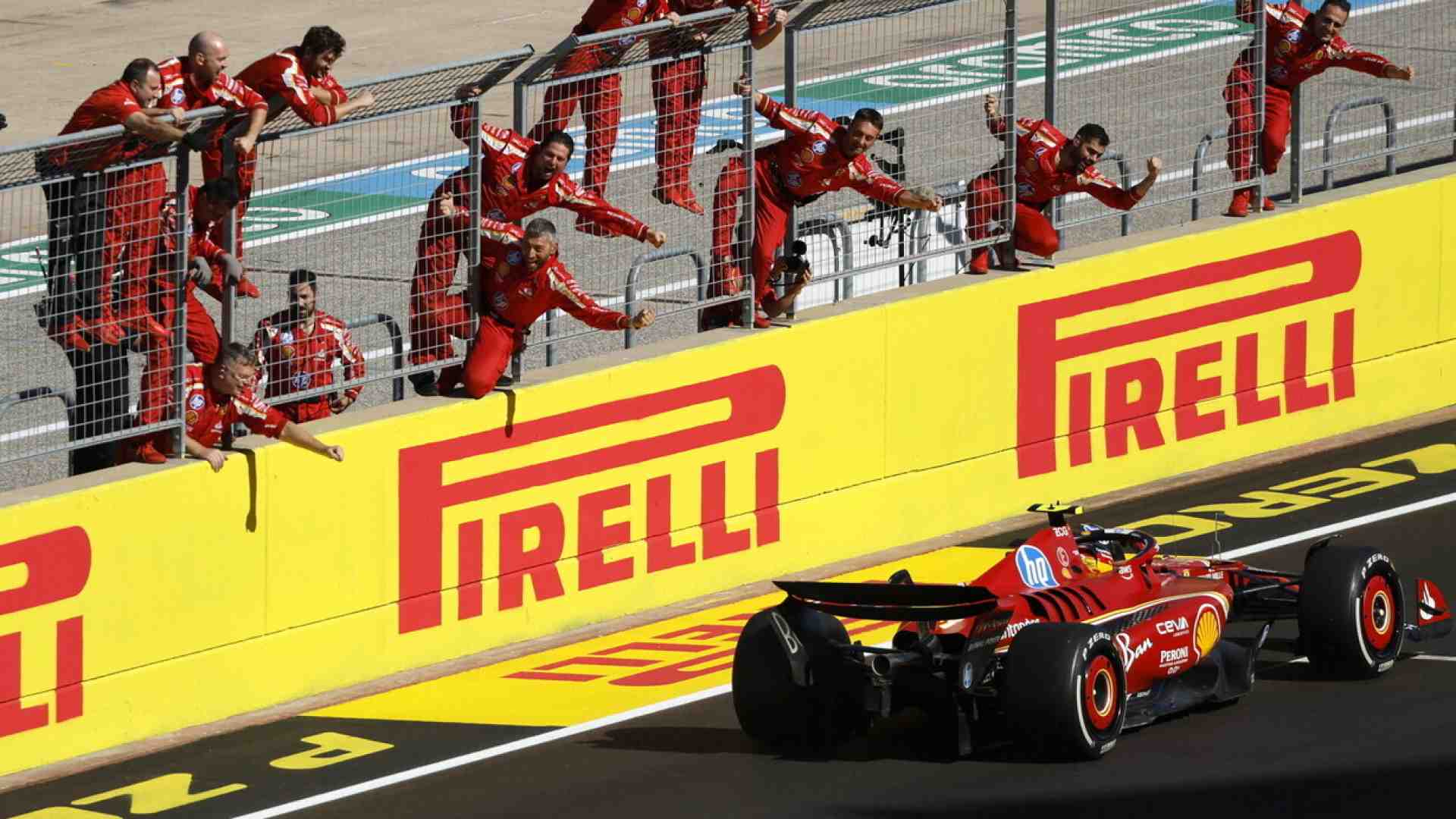 Doppietta in Texas per le Ferrari. Leclerc vince, Sainz secondo