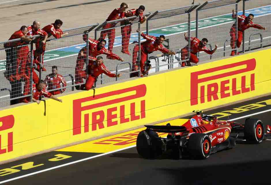 Doppietta in Texas per le Ferrari. Leclerc vince, Sainz secondo