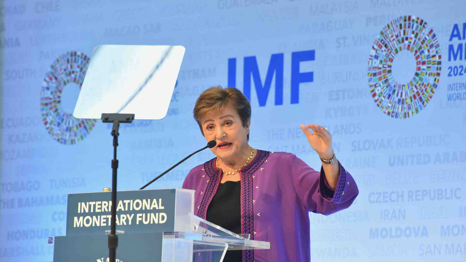 Ombre sulla crescita, il monito dell'Fmi. Che lima al ribasso le stime del governo