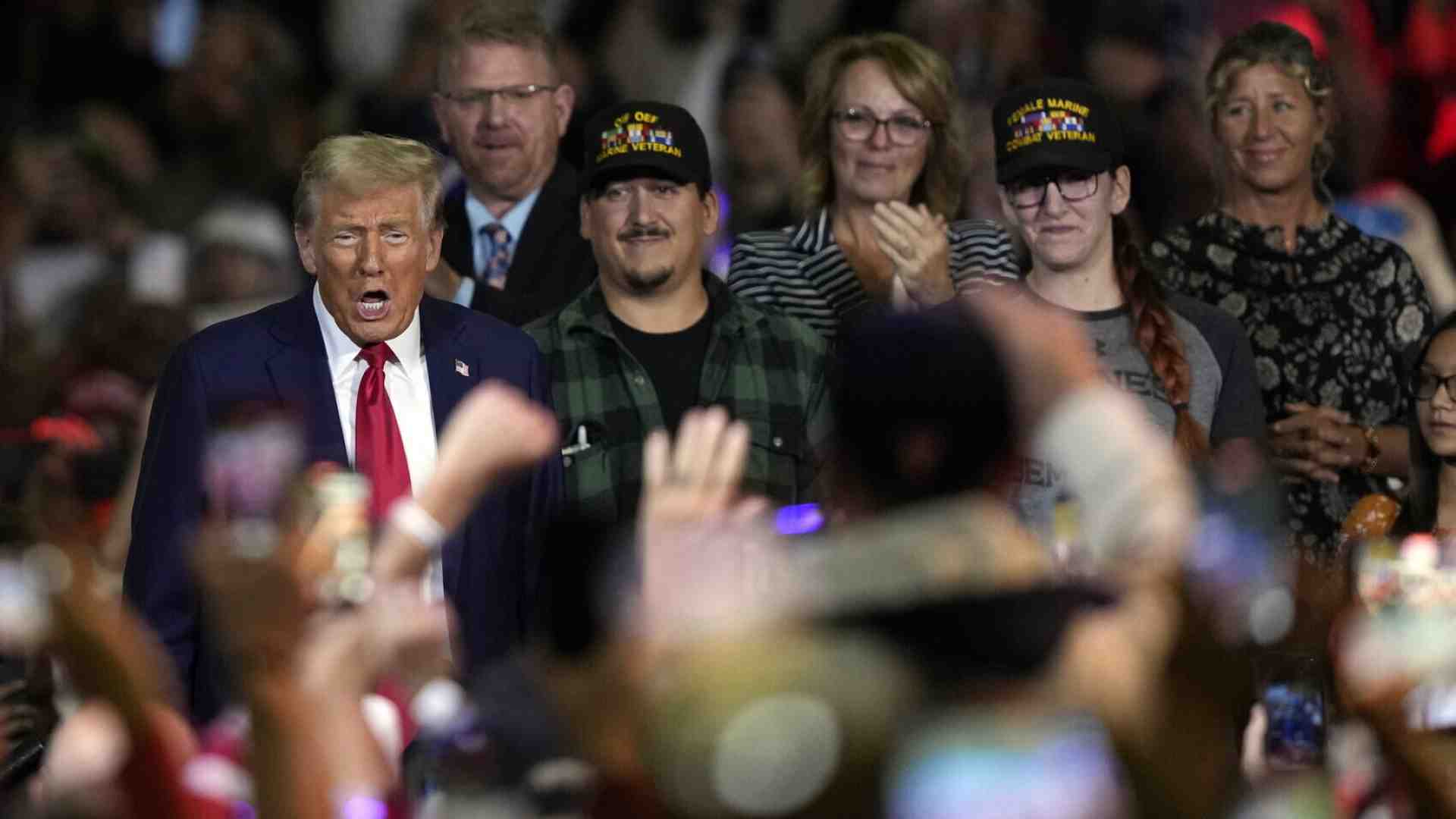 Tutti gli strumenti di cui Trump si sta dotando per vincere anche se perde