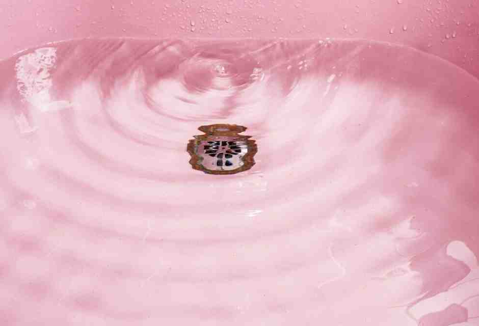 La volta che i ladri hanno fatto il bagno al rapinato