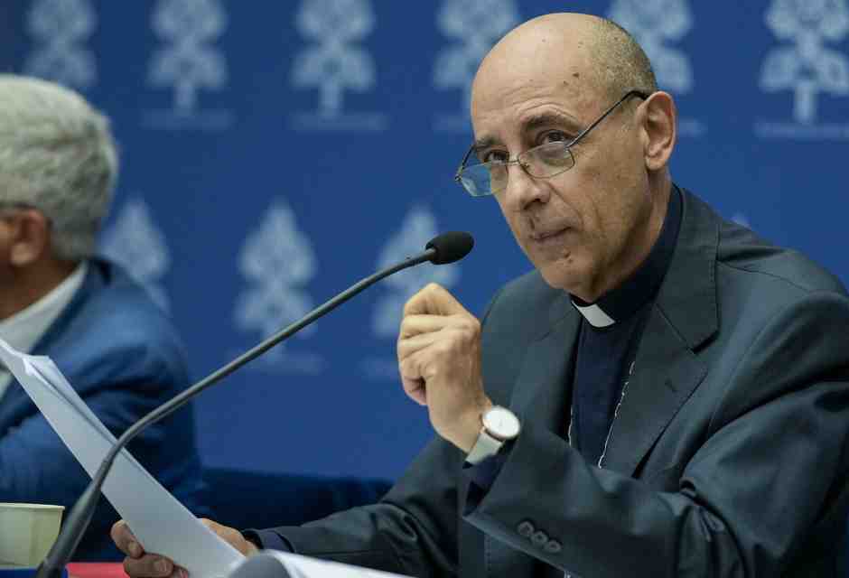 Psicodramma sinodale tra assenze importanti e vecchie visioni