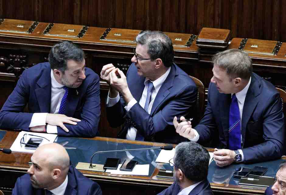 Meloni e Giorgetti hanno un debito con il ceto medio tartassato