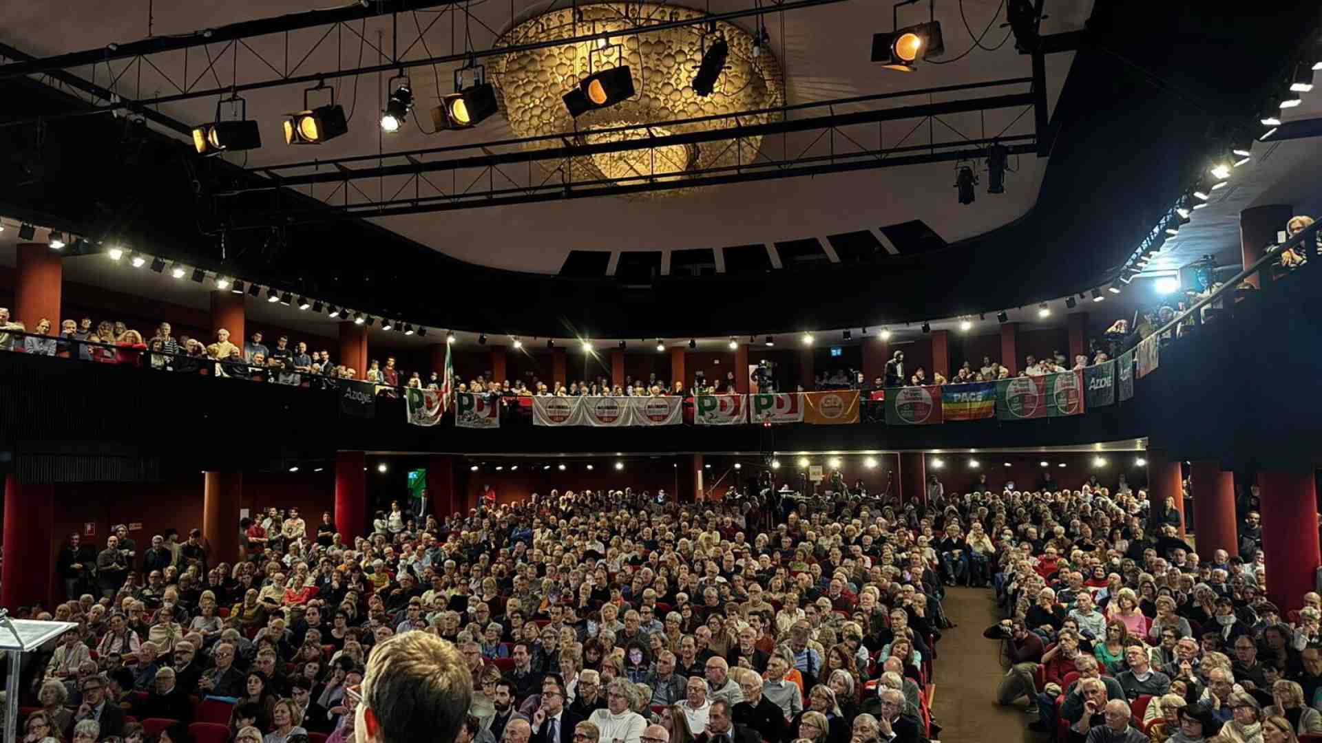 Schlein e Conte chiudono la campagna in Liguria, il primo a non crederci più è Orlando