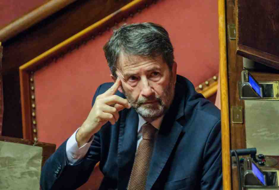 La destra non sa manco nominare un capo di gabinetto, rivogliamo Franceschini