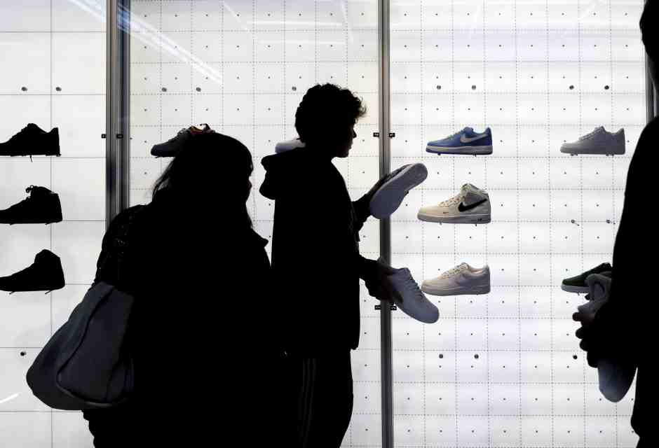 Quel paio di scarpe che ben più dei jeans riuscì a cambiare il mondo