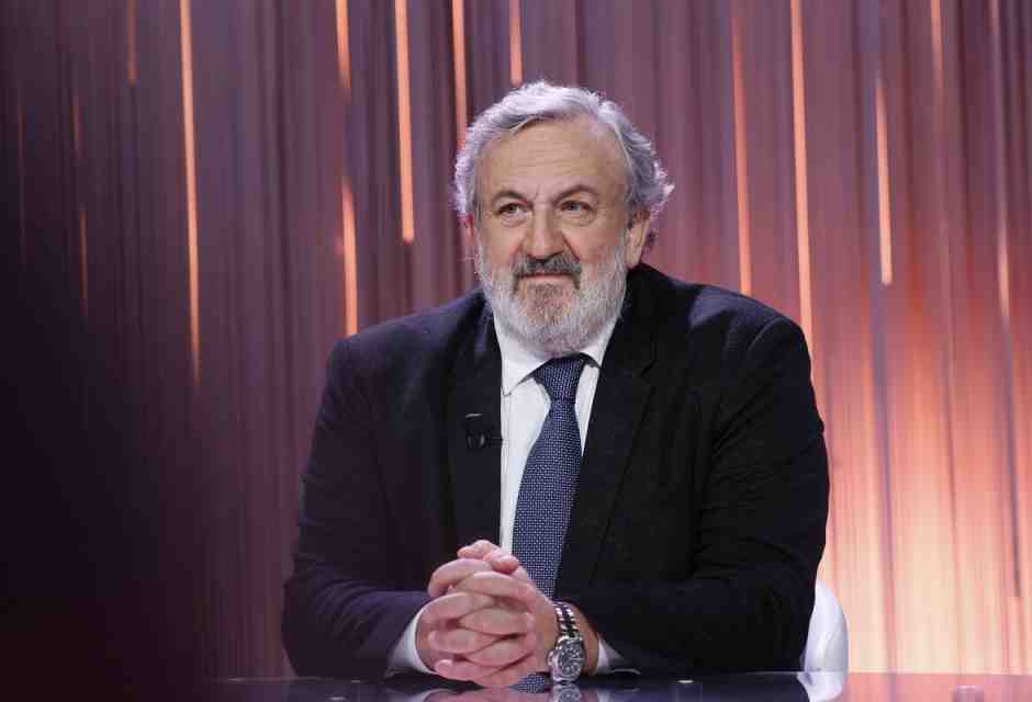 In Puglia Emiliano nomina un assessore di Azione. All’insaputa di Calenda