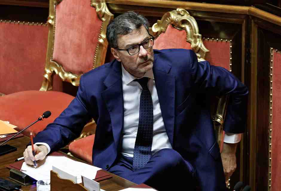 Le nuove tasse in manovra abbassano lo spread, ma il governo non lo ammette