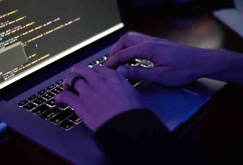 I controlli mancati dietro gli agenti spioni: la circolare ignorata del Viminale