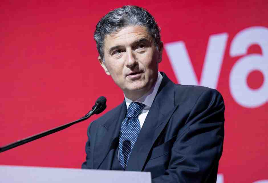 I veri poteri forti dello sputtanamento sono quelli con il bollino di stato