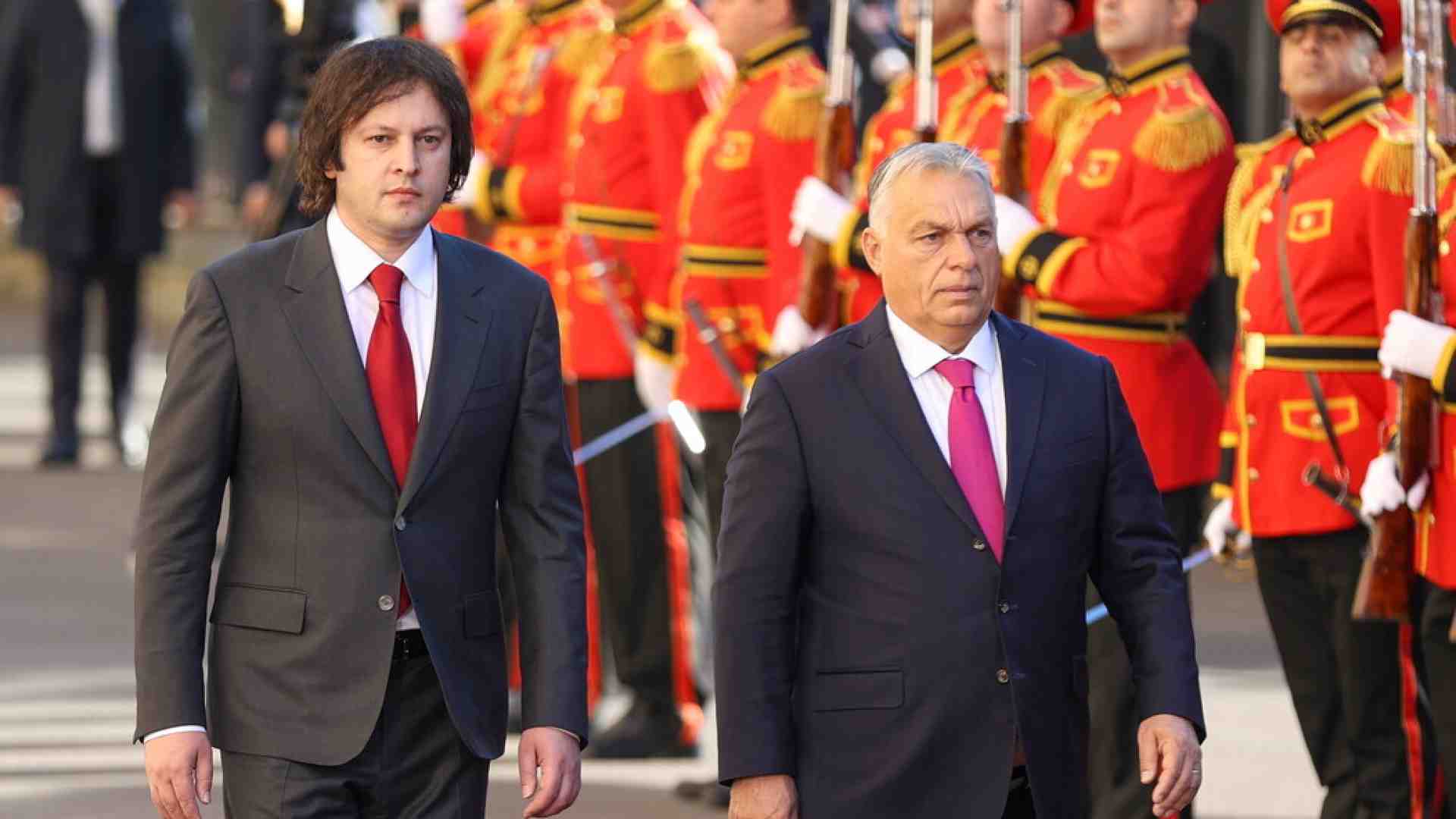 Viktor Orbán porta a Tbilisi il suo sigillo sui piani di Sogno georgiano