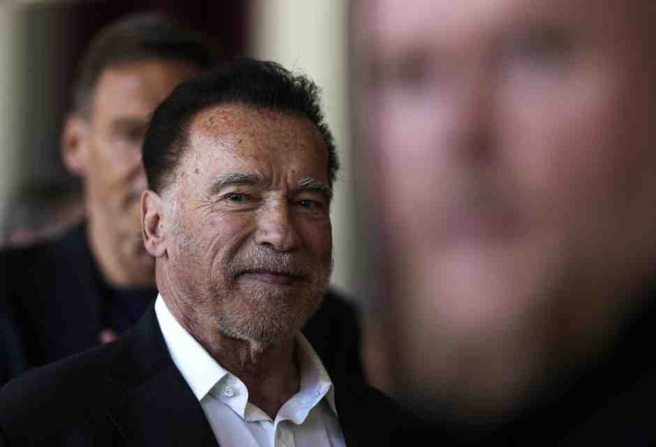 Schwarzenegger voterà Kamala perché l’antiamericanismo di Trump lo rende furioso