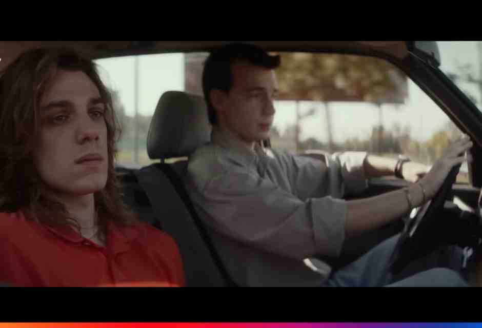 Né Avetrana né Hollywood: viva Pavia e la serie sugli 883